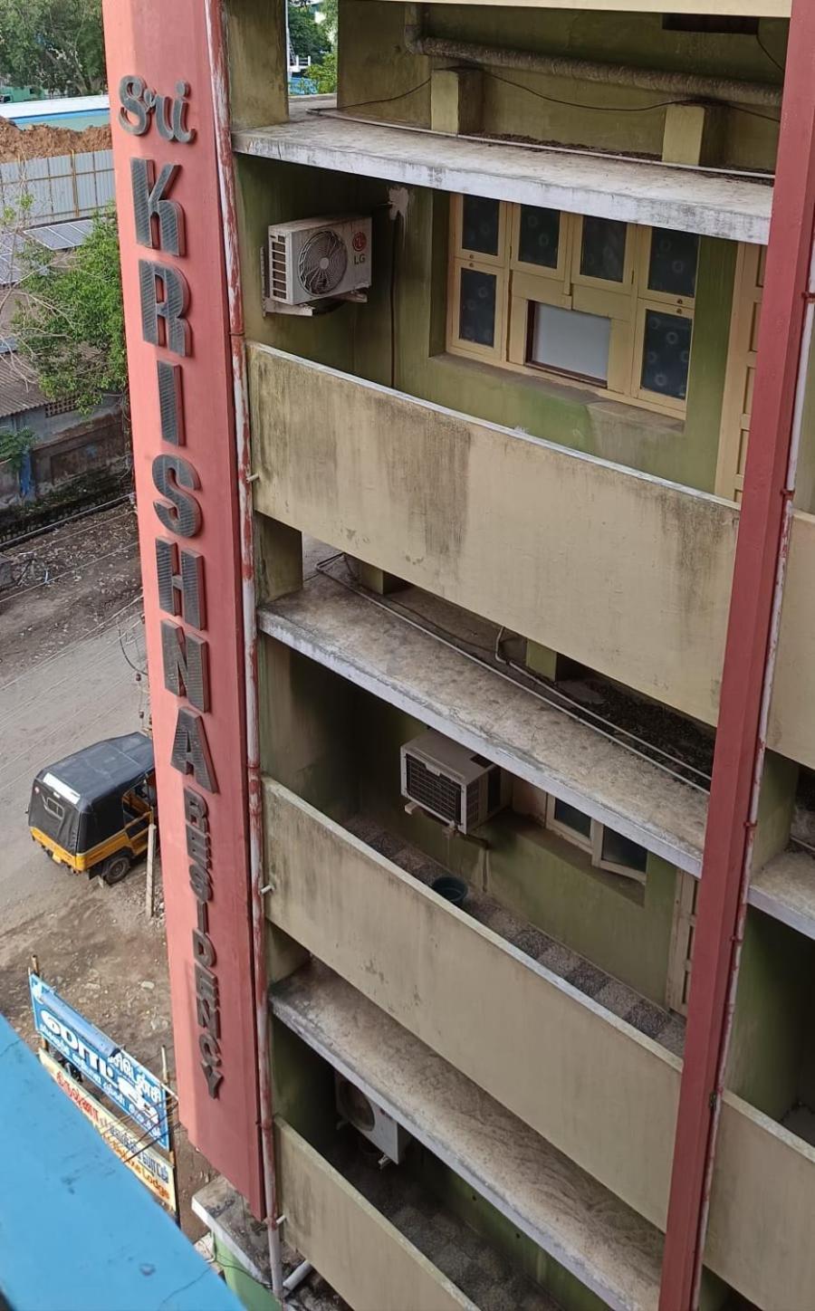 Отель Sri Krishna Residency Веллуру Экстерьер фото